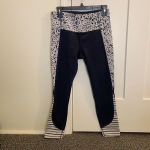 White and navy blue workout leggings